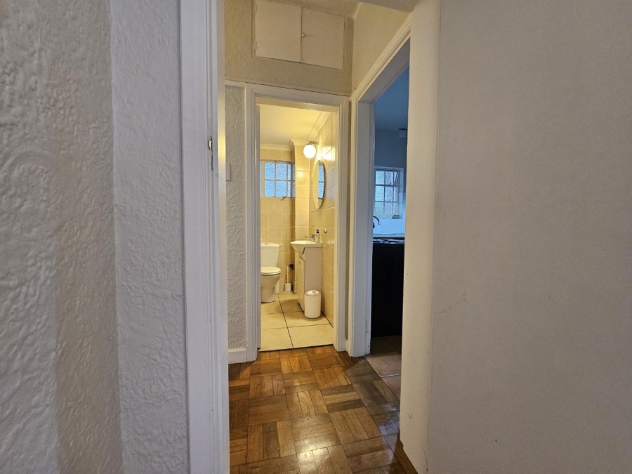 To Let 1 Bedroom Property for Rent in Gardens Western Cape